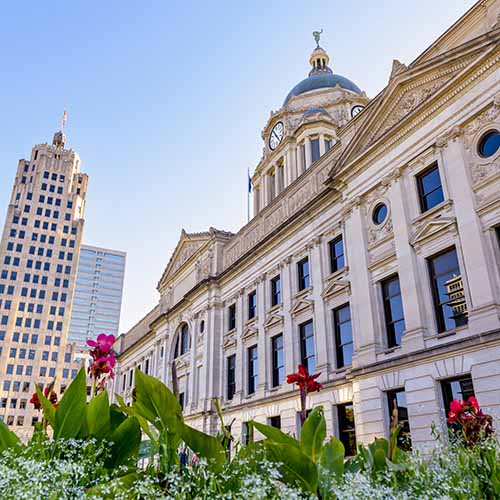 av services fort wayne in