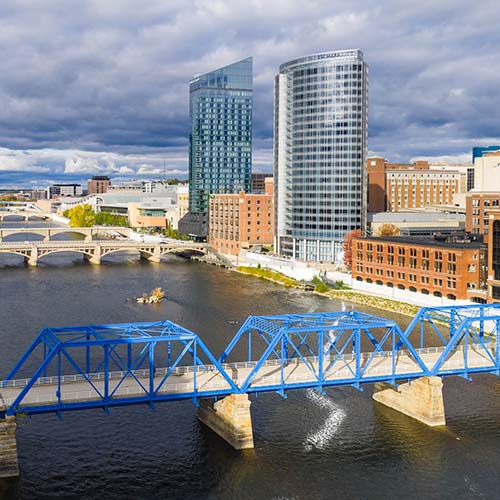 av services grand rapids mi